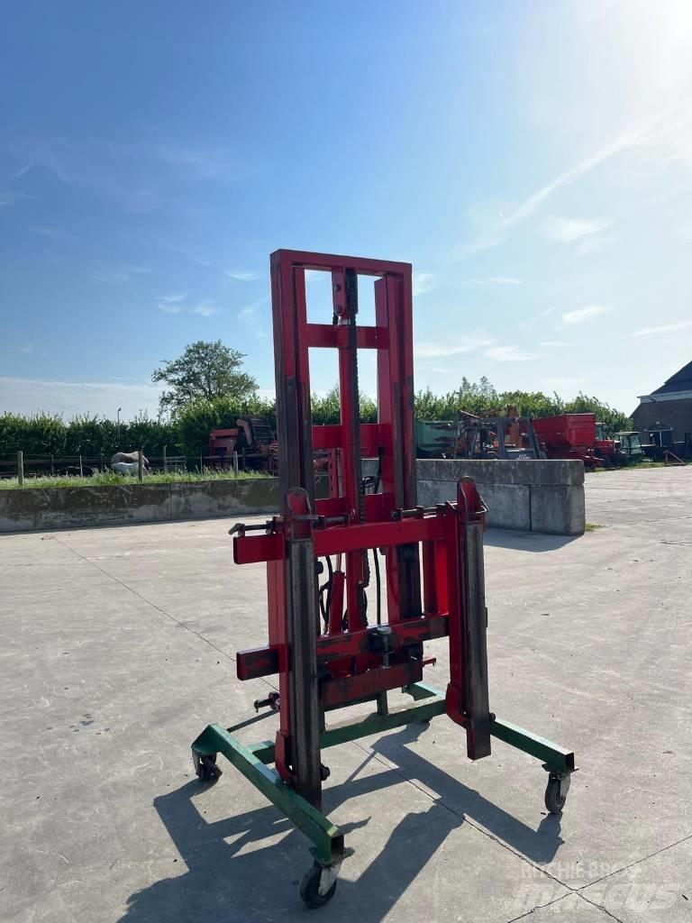 Wifo H1600/240 Voorladers en gravers