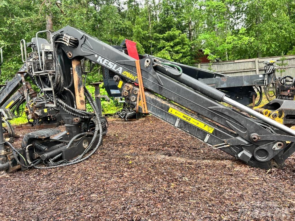 Kesla 2209sT Houtkranen
