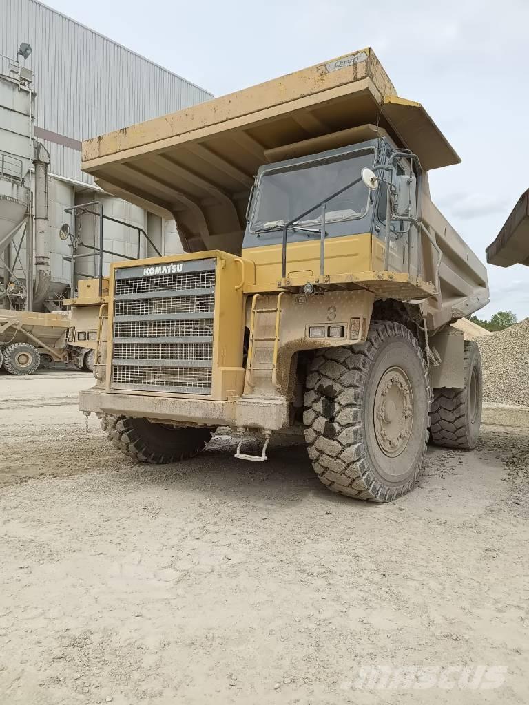 Komatsu HD 605-5 Starre dumptrucks