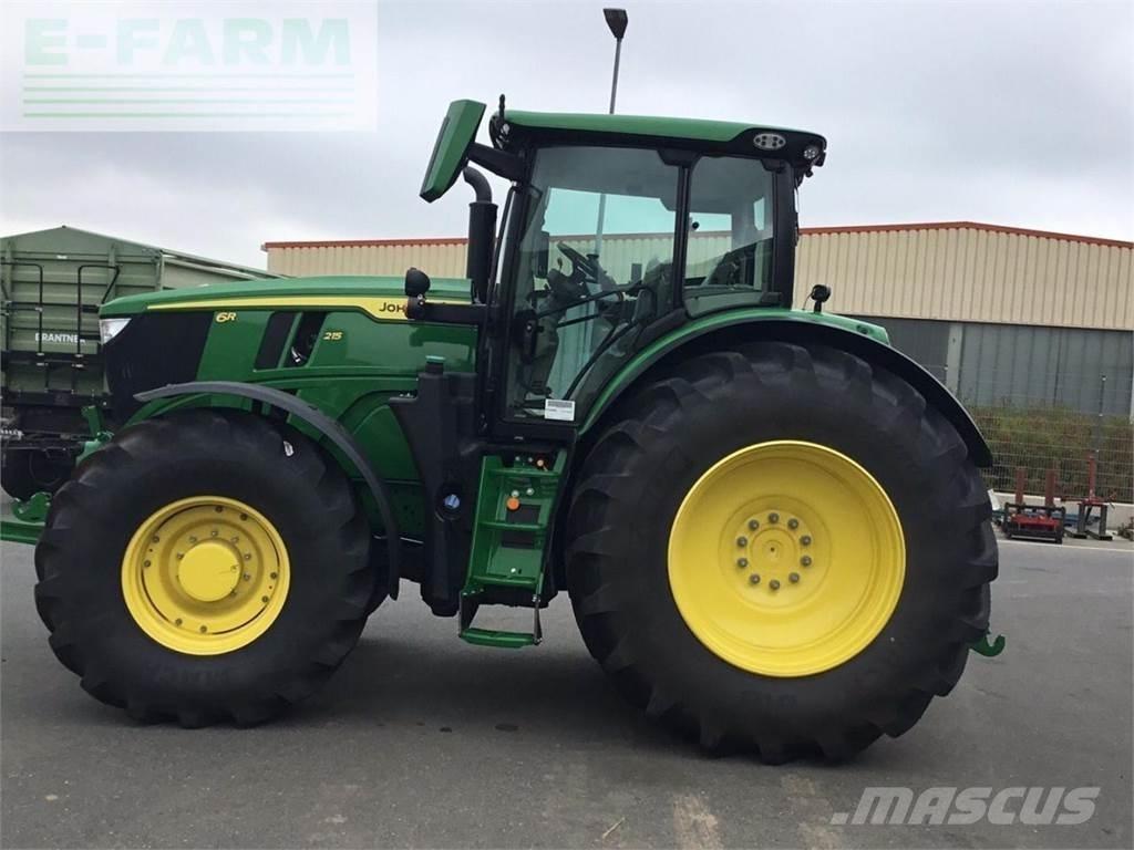 John Deere 6R215 Tractoren