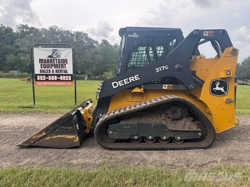 John Deere 317 Schrankladers