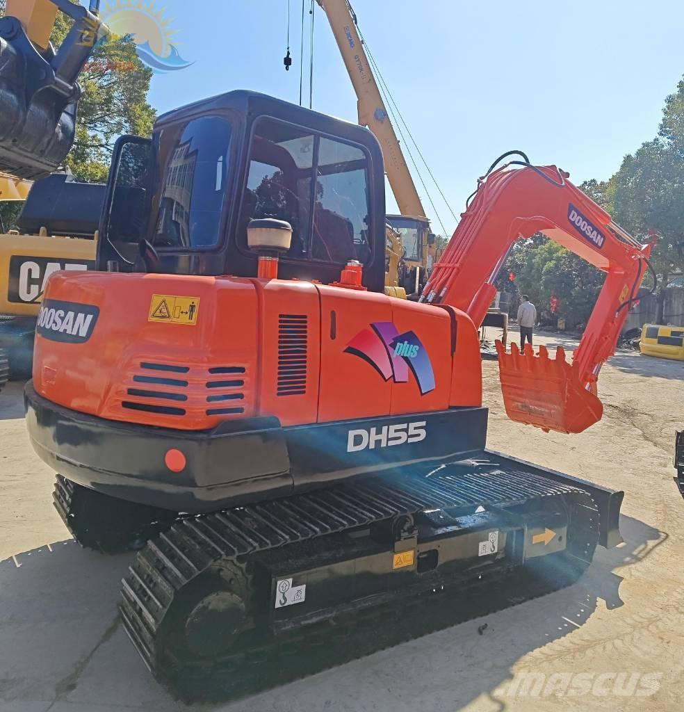 Doosan DH 55 Minigraafmachines < 7t