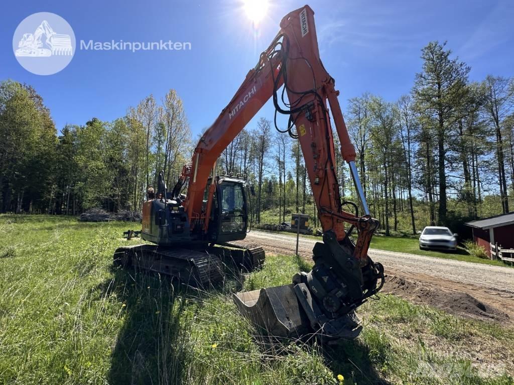 Hitachi ZX 135 US-6 Rupsgraafmachines