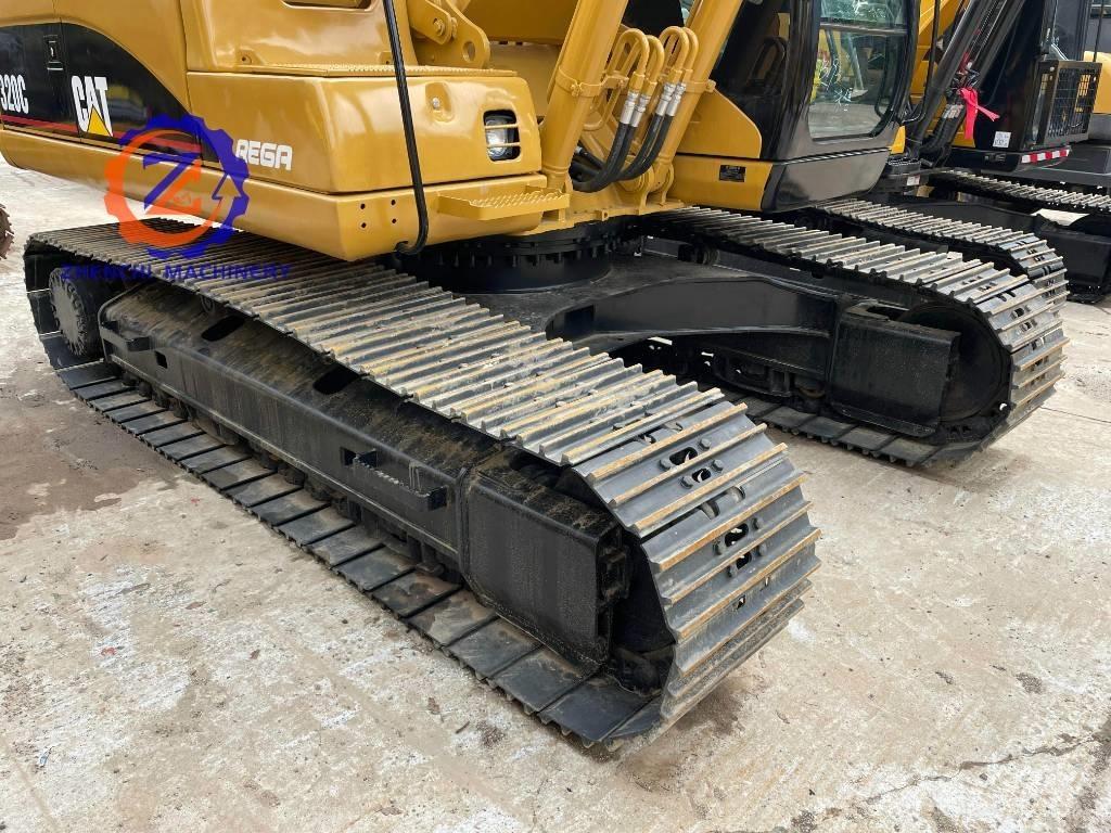 CAT 320 C Rupsgraafmachines