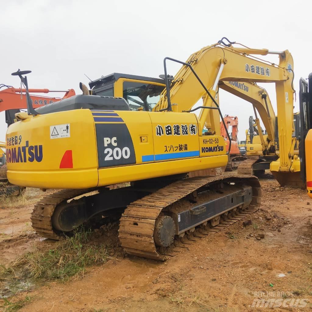 Komatsu PC200-8 Rupsgraafmachines