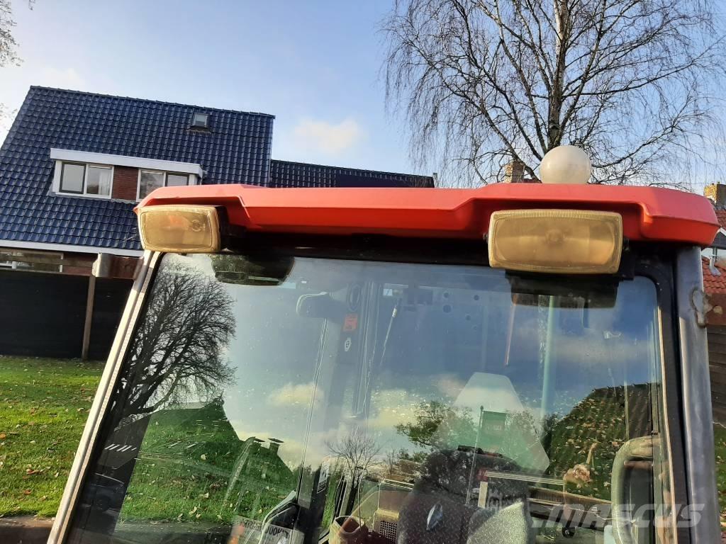 Kubota B 2530 Compacttrekkers