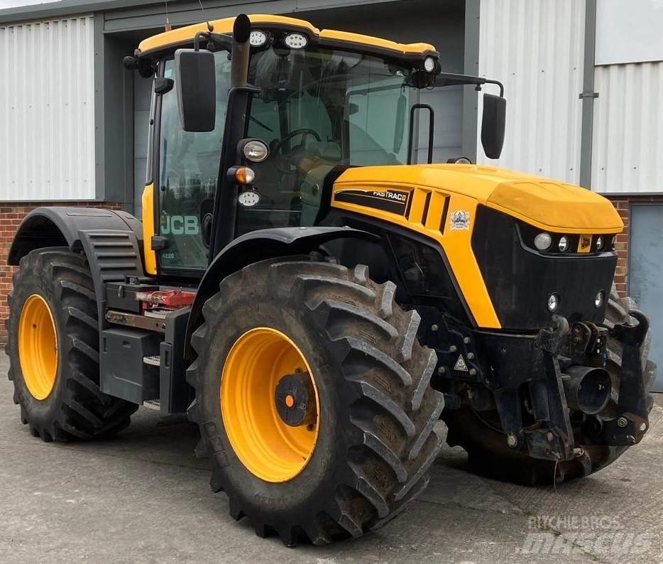 JCB 4220 Fastrac Tractoren
