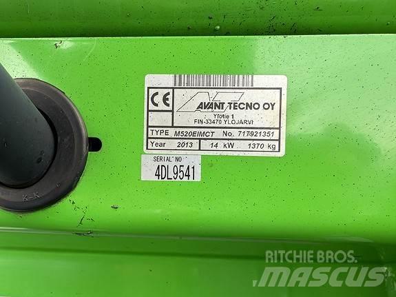 Avant M520 Tool-carriers
