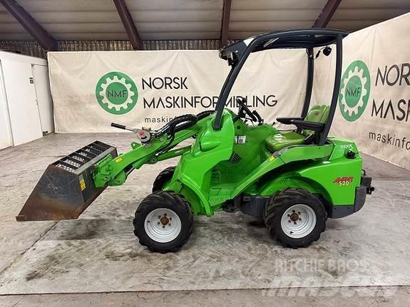 Avant M520 Tool-carriers