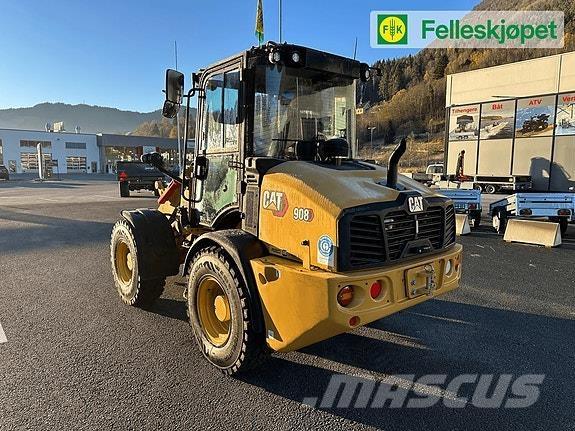 CAT 908 Schrankladers