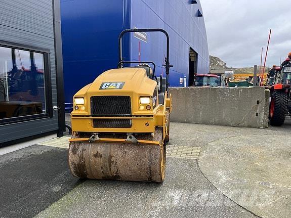 CAT CB34B Asfaltafwerkmachines