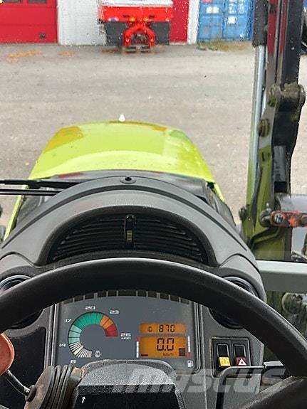 CLAAS Ares 697 Tractoren
