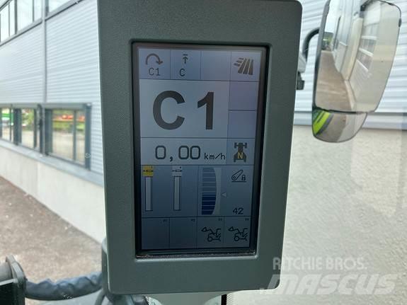 CLAAS Arion 470 Tractoren