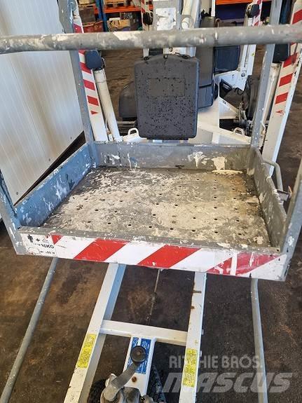 Dino 120TB Andere liften en hoogwerkers