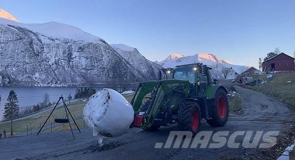 Fendt 724 Tractoren