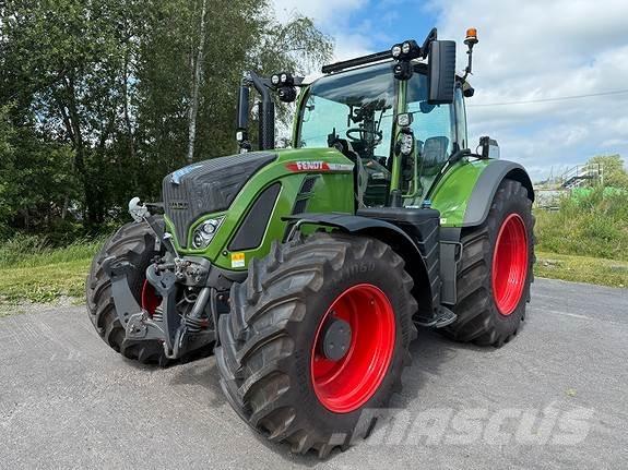 Fendt 724 Profi Tractoren
