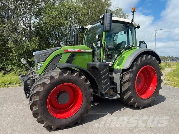 Fendt 724 Profi Tractoren