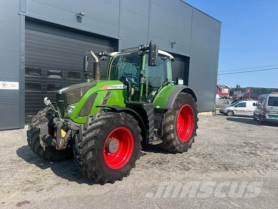 Fendt 724 VARIO Tractoren