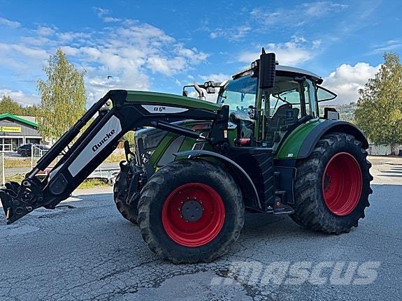 Fendt 724 Vario Tractoren