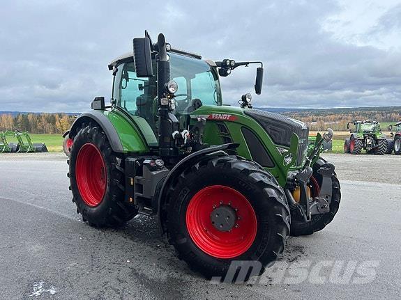Fendt 724 VARIO Tractoren