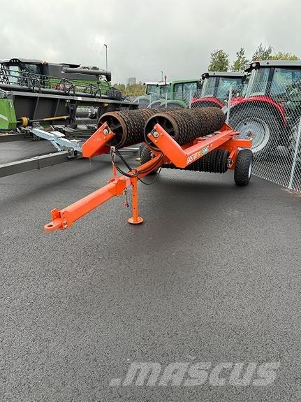 Globus GRS 700 Overige grondbewerkingsmachines en accessoires