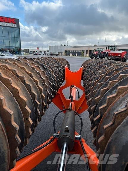 Globus GRS 700 Overige grondbewerkingsmachines en accessoires