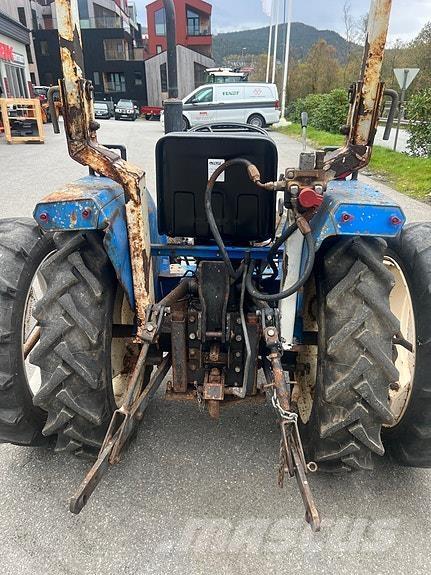 Iseki 3210 Tractoren