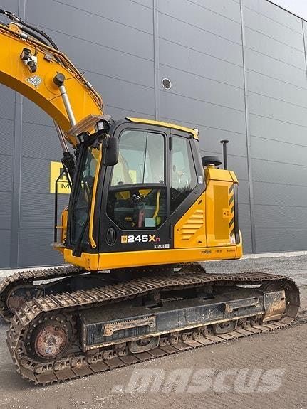 JCB 245XRL SV Rupsgraafmachines