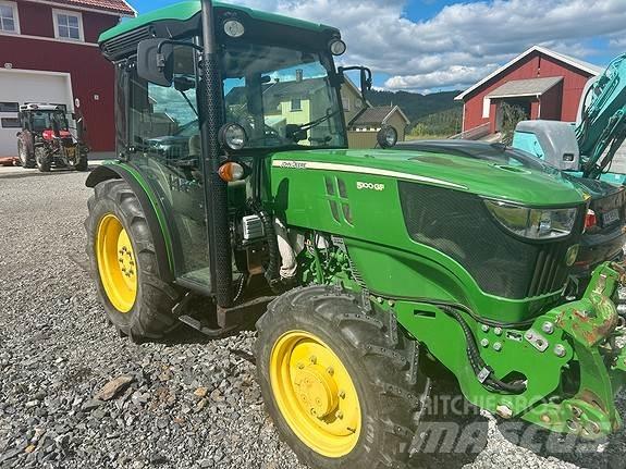 John Deere 5100GF Tractoren