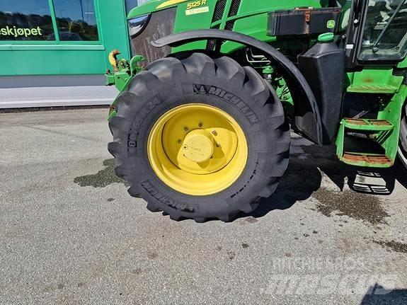 John Deere 5125R Tractoren
