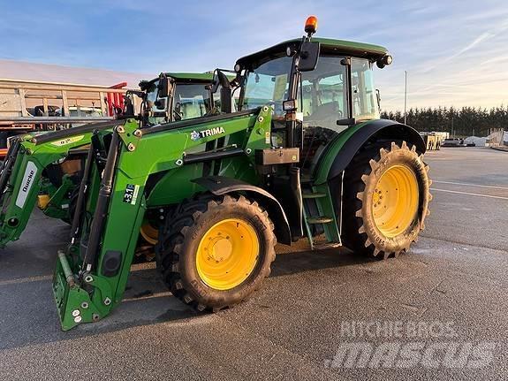 John Deere 6110MC Tractoren