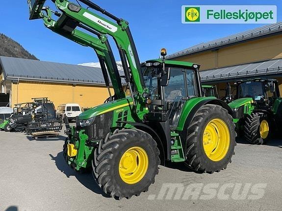 John Deere 6120M Tractoren