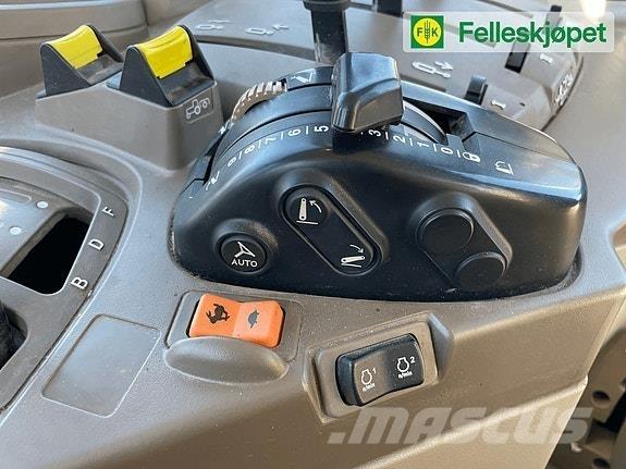 John Deere 6120M Tractoren