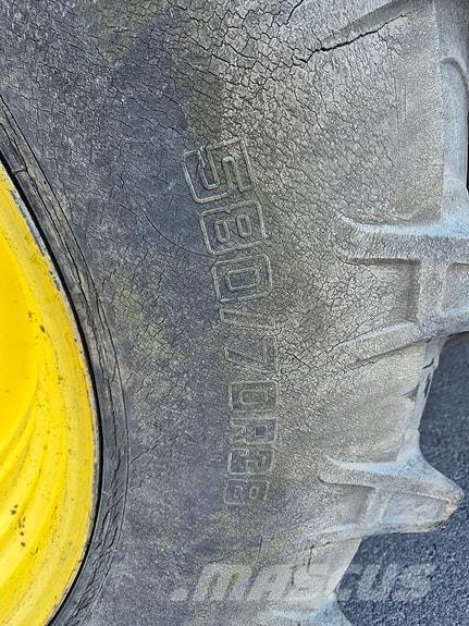 John Deere 6125R Tractoren