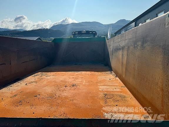 John Deere 6215R Tractoren
