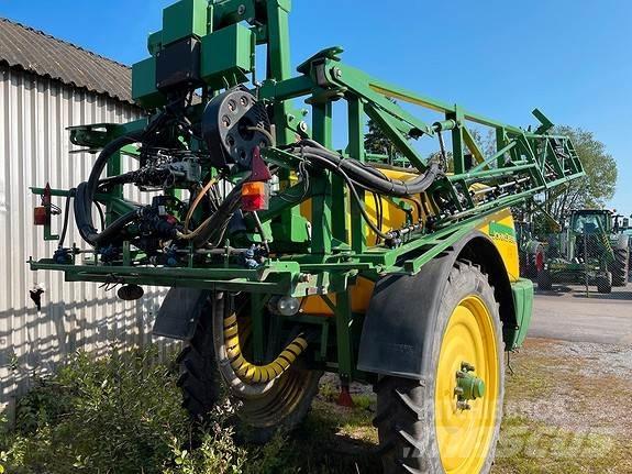 John Deere 740i Zelfrijdende spuitmachines