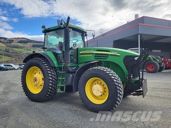 John Deere 7720 Tractoren