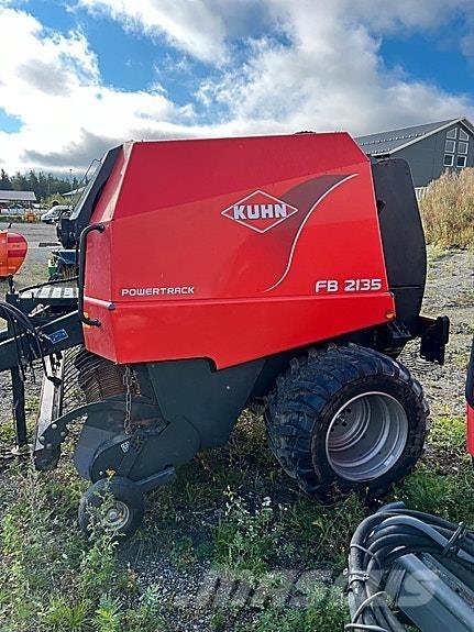 Kuhn 2135 Ronde-balenpersen