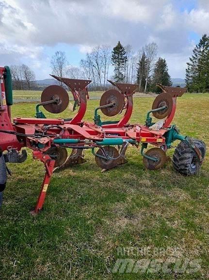 Kverneland 150S Wentelploegen