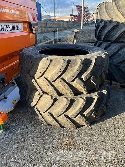 Mitas  Banden, wielen en velgen