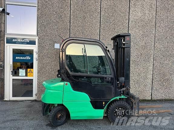 Mitsubishi FD25N Diesel heftrucks