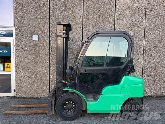 Mitsubishi FD25N Diesel heftrucks
