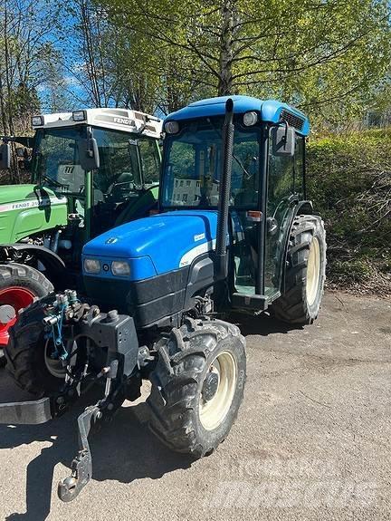New Holland TN75FA Tractoren