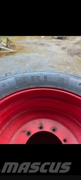 Nokian  Banden, wielen en velgen