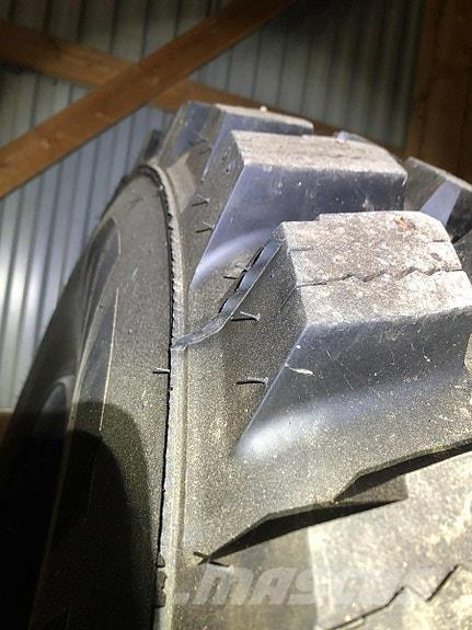 Nokian Hakka TRI Overige wegenonderhoudsmachines