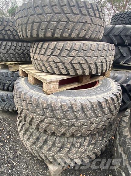 Nokian TRI2 Banden, wielen en velgen