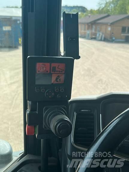 Scania R 650 Containertrucks met kabelsysteem