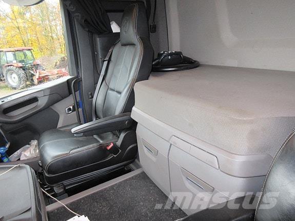 Scania R500 8x4*4 Containertrucks met kabelsysteem