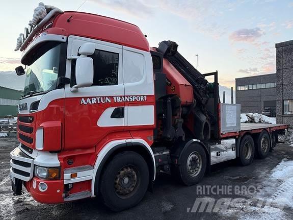 Scania R560 Vlakke laadvloer met kraan