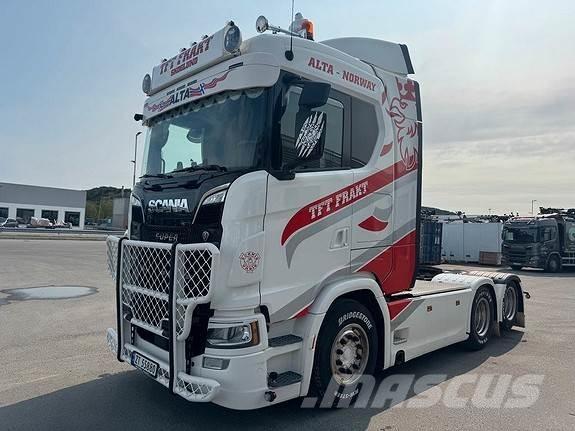 Scania S540 6X2 Trekkers